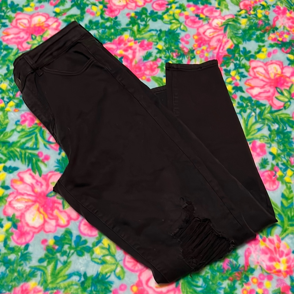 American eagle high-rise jegging distress at knees